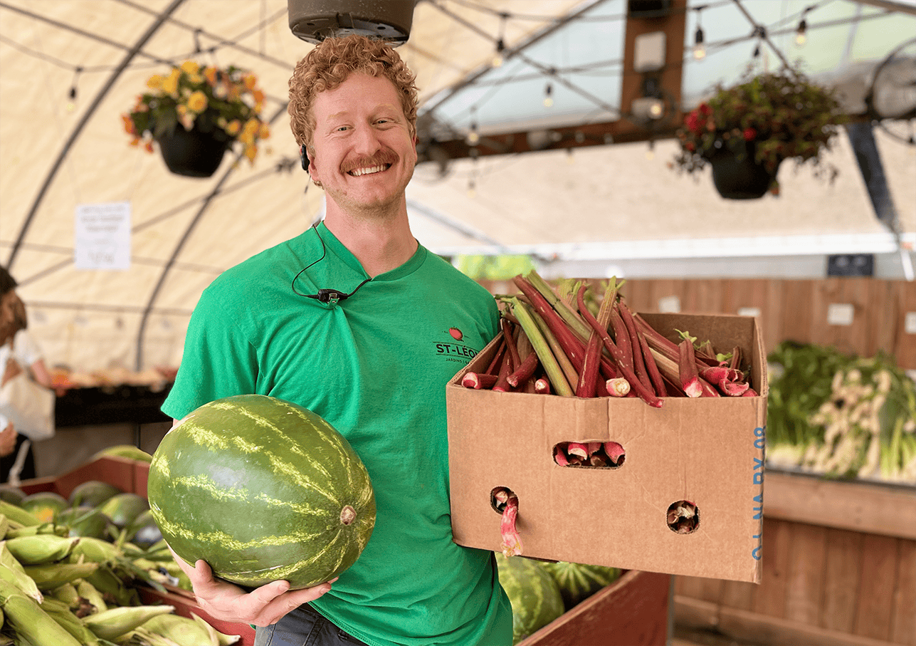 Colin Rémillard, l’un des copropriétaires des Jardins St-Léon. (photo : Chelsea Howgate)