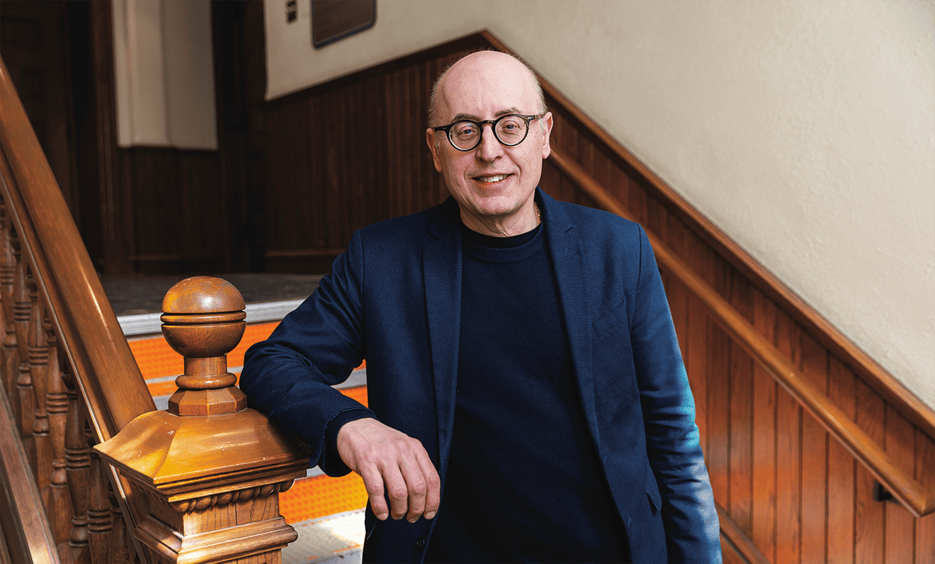 Jino Distasio, professeur de géographie urbaine à l’Université de Winnipeg, étudie les marchés du logement et les enjeux d’urbanisme depuis près de 30 ans au Canada et ailleurs.
