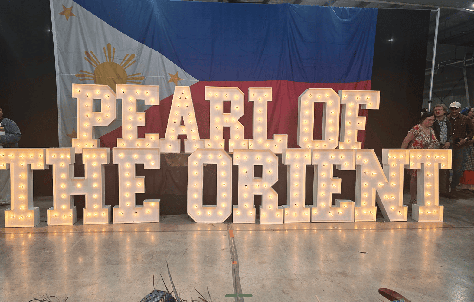Le Pearl of the Orient Philippine Pavillon mettait à l’honneur la culture philippine à l’occasion de Folklorama 2026, fort de plus de 200 bénévoles et 150 danseurs et danseuses.