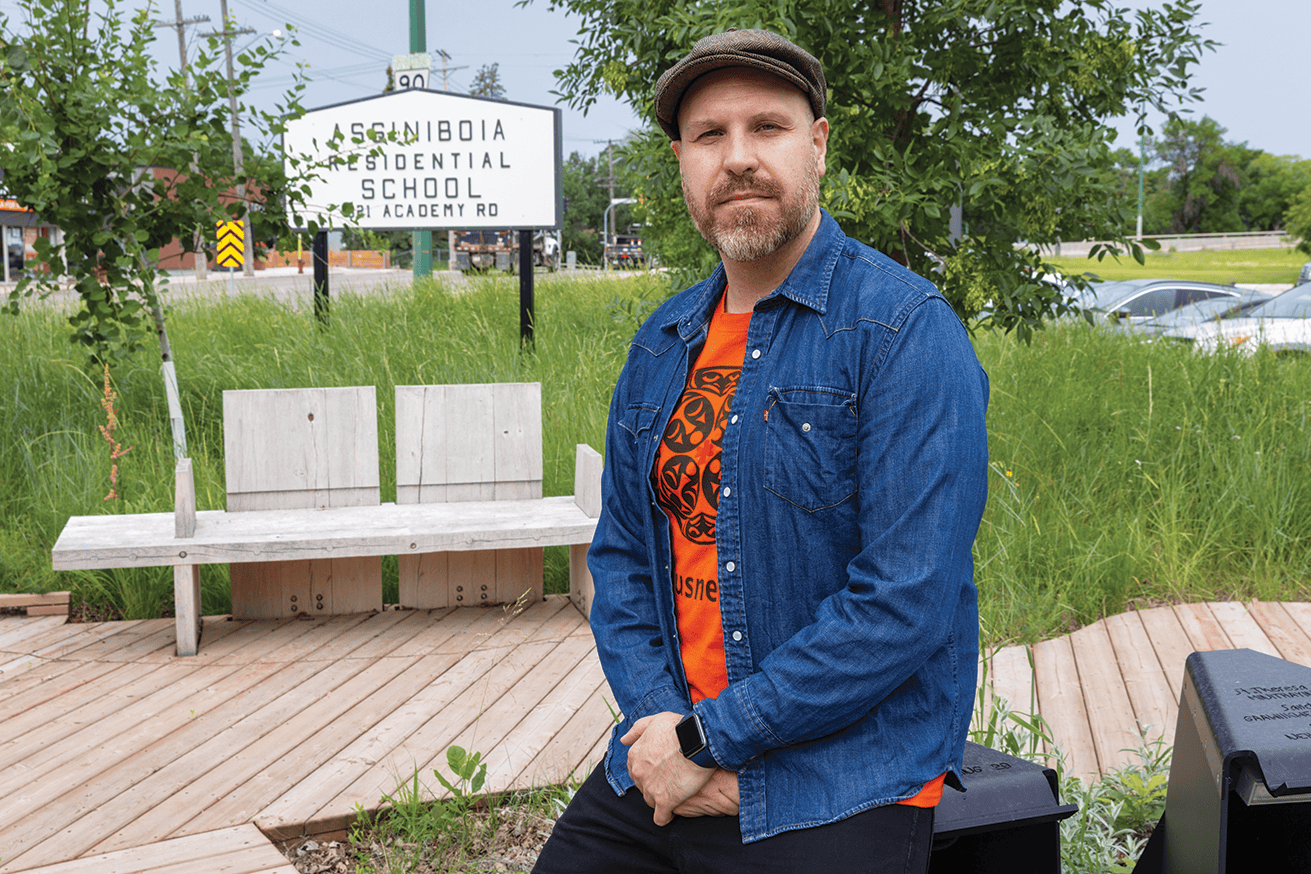 Sean Carleton est professeur adjoint au département d’histoire et d’études autochtones à l’Université du Manitoba.