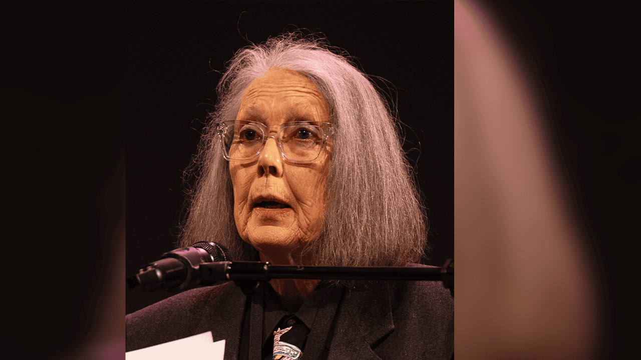 Anne Carson, née à Toronto, a reçu le prix Nobel de littérature.