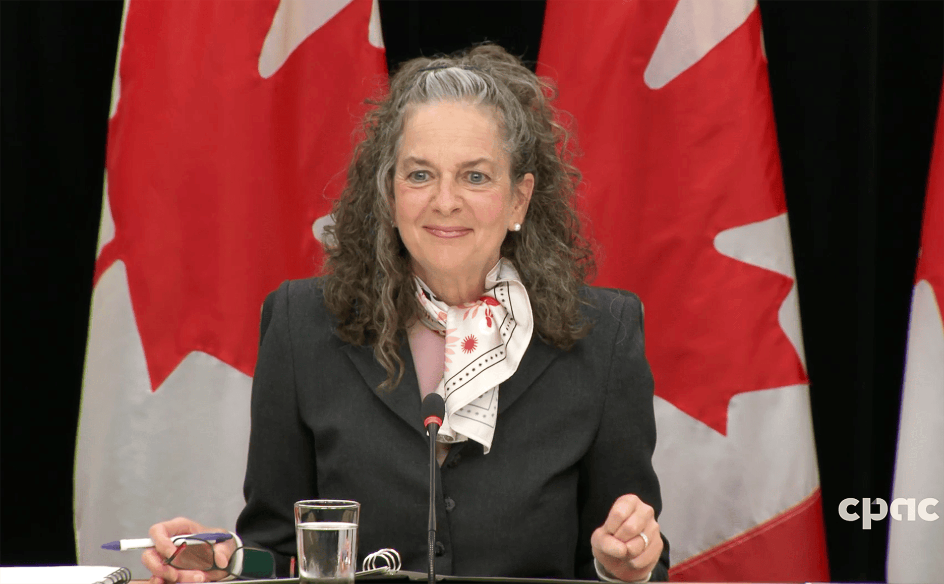La commissaire aux langues officielles, Kelly Burke.