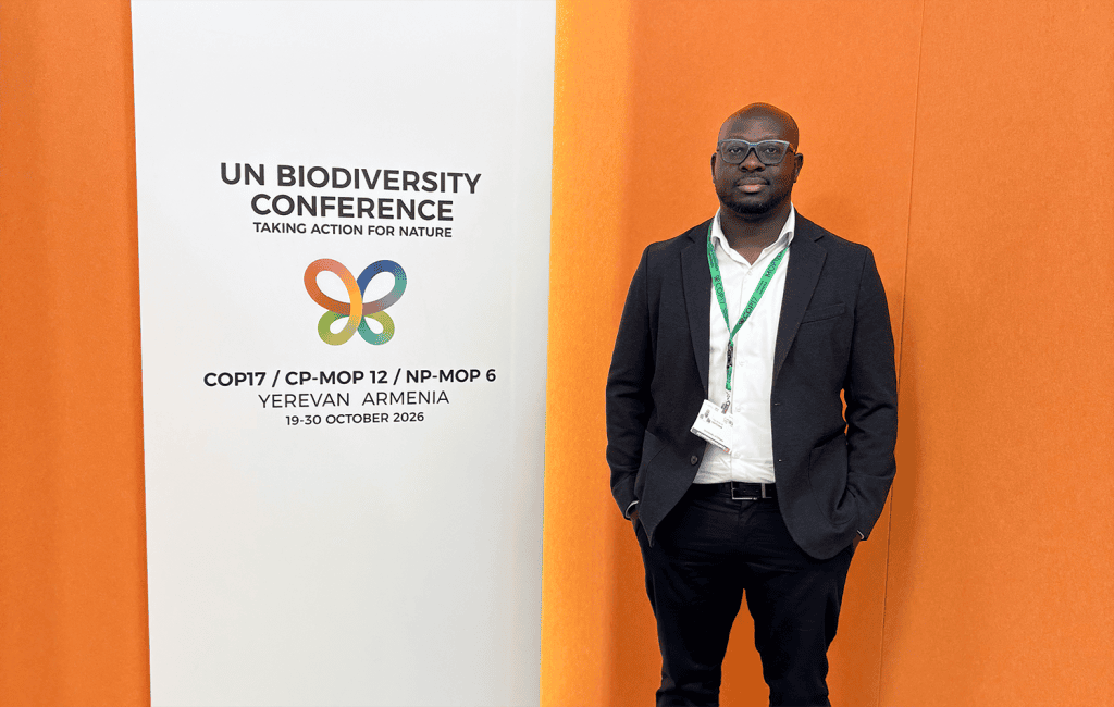 Pag-yendu M. Yentcharé, professeur adjoint à École supérieure d'affaires publiques et internationales de l'Université d'Ottawa est en Arménie pour la COP17.